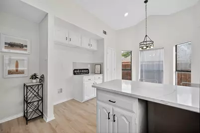 2217 Mediterranean Avenue, Arlington, TX 76011 - Photo 16