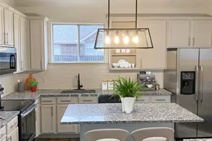 4718 Parkhaven Dr, Garland, TX 75043 - Photo 2