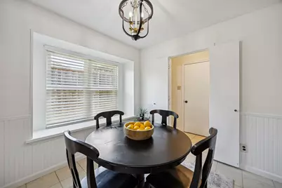 2000 Espinosa Drive, Carrollton, TX 75010 - Photo 14