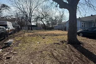 2411 Tallyho Ln, Dallas, TX 75212 - Photo 1