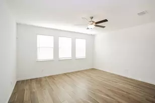 901 High Noon Dr, Haslet, TX 76052 - Photo 2