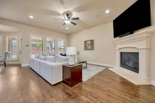 1009 Holston Hills Trail, Roanoke, TX 76262 - Photo 4