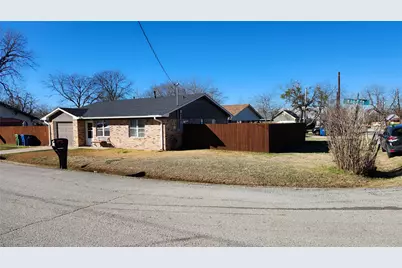417 Wood Street, Sanger, TX 76266 - Photo 2