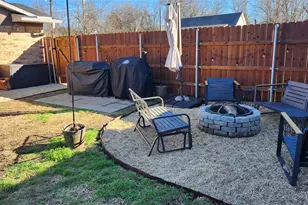 417 Wood St, Sanger, TX 76266 - Photo 4