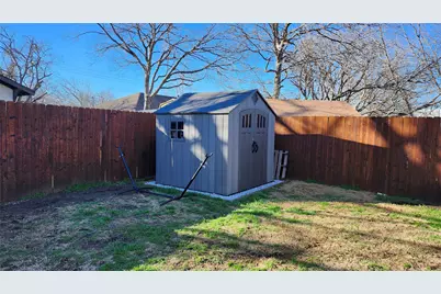 417 Wood Street, Sanger, TX 76266 - Photo 22