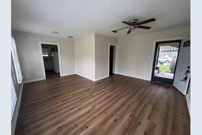 4014 Curzon Avenue, Fort Worth, TX 76107 - Photo 4