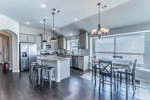 1901 Maplewood Dr, Glenn Heights, TX 75154 - Photo 6