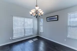 1901 Maplewood Dr, Glenn Heights, TX 75154 - Photo 12