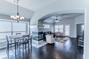 1901 Maplewood Dr, Red Oak, TX 75154 - Photo 6