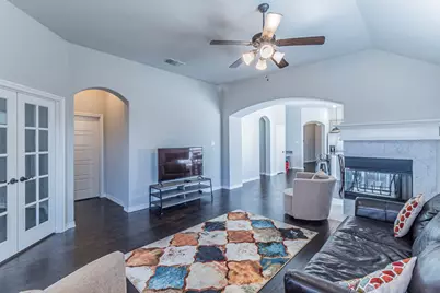 1901 Maplewood Drive, Glenn Heights, TX 75154 - Photo 12