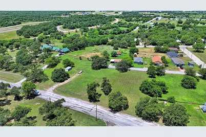 604 S Mill Street, Bowie, TX 76230 - Photo 20