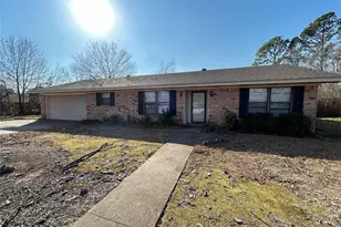 102 Jill Ln, Sulphur Springs, TX 75482 - Photo 1