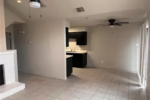 205 S Kenney St, Kennedale, TX 76060 - Photo 2