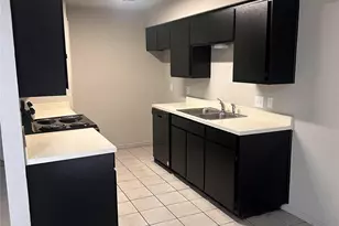 205 S Kenney St, Kennedale, TX 76060 - Photo 4