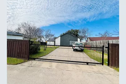 1608 Hutchinson Street, Mesquite, TX 75150 - Photo 30