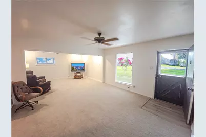 4318 Pineridge Drive, Garland, TX 75042 - Photo 10