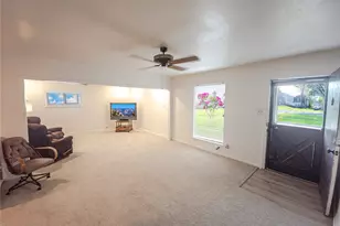 4318 Pineridge Dr, Garland, TX 75042 - Photo 10