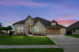 2206 Redding Dr, Mansfield, TX 76084 - Photo 2