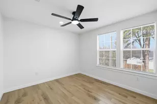 1927 S 20th St, Waco, TX 76706 - Photo 12