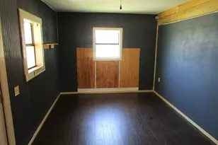 841 S 5th Ave, Munday, TX 76371 - Photo 10