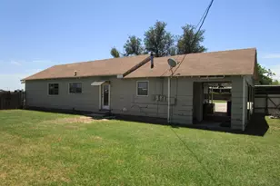 841 S 5th Ave, Munday, TX 76371 - Photo 8