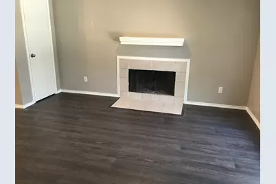 7326 Kingswood Circle, Fort Worth, TX 76133 - Photo 2