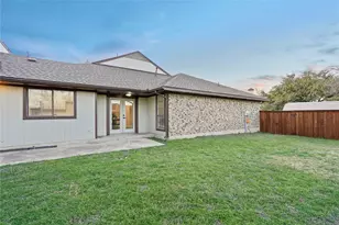 3905 St Christopher Ln, Dallas, TX 75287 - Photo 28