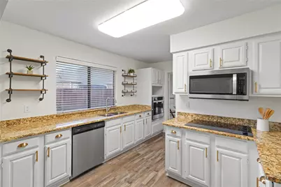 3905 Saint Christopher Lane, Dallas, TX 75287 - Photo 10