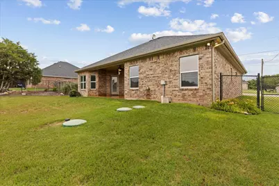 5000 Terlingua Drive, Granbury, TX 76048 - Photo 28