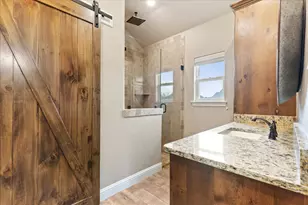 5000 Terlingua Dr, Granbury, TX 76048 - Photo 20