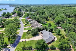 1246 Kiowa Dr W, Gainesville, TX 76240 - Photo 2