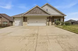 1029 Destrehan Ct, Burleson, TX 76028 - Photo 1