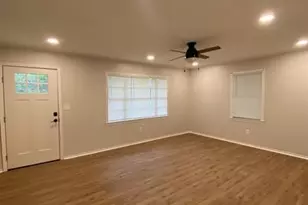 1610 W Frank St, Grand Saline, TX 75140 - Photo 2