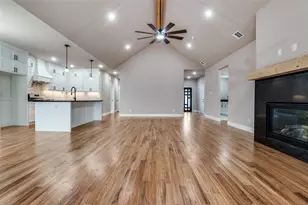 415 N Watson St, Seagoville, TX 75159 - Photo 2