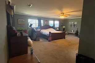 305 N Neches St, Whitney, TX 76692 - Photo 6