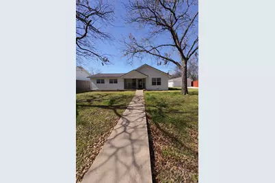 305 N Neches Street, Whitney, TX 76692 - Photo 1