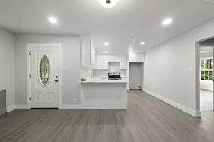 3624 Baylor St, Forest Hill, TX 76119 - Photo 6