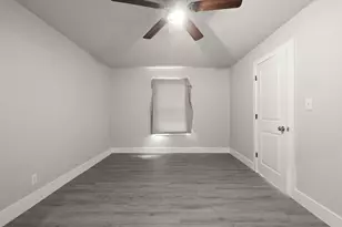 3624 Baylor St, Forest Hill, TX 76119 - Photo 12