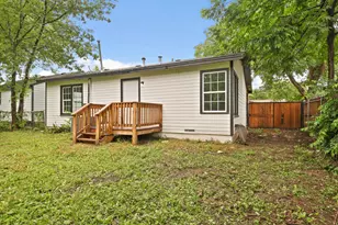 3624 Baylor St, Forest Hill, TX 76119 - Photo 24