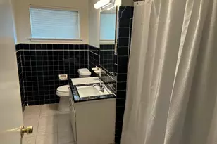 1222 Brookhollow Dr, Irving, TX 75061 - Photo 10