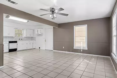 209 N Richardson Street, Grand Saline, TX 75140 - Photo 6