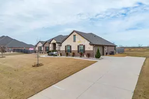 161 Highgate Dr, Venus, TX 76084 - Photo 4