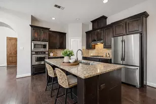 821 La Cima, Irving, TX 75039 - Photo 12