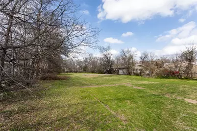 5925 Posey Lane, Haltom City, TX 76117 - Photo 4