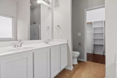 537 Shady Oaks Trail, Burleson, TX 76028 - Photo 10