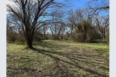 1107 Field Street, Gainesville, TX 76240 - Photo 2