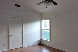 811 E 10th St, Kemp, TX 75143 - Photo 2