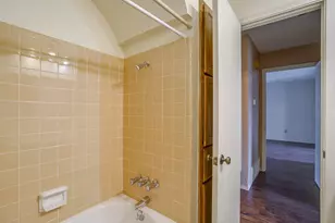 1116 Heather Ct, Benbrook, TX 76126 - Photo 28