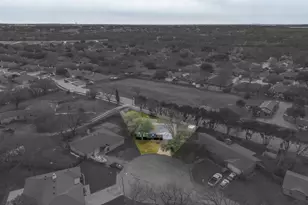 1116 Heather Ct, Benbrook, TX 76126 - Photo 38