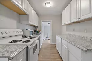 304 S Colorado St, Whitney, TX 76692 - Photo 12